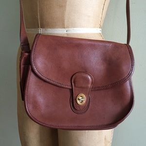 Classic 70’s Vintage Brown Leather Purse